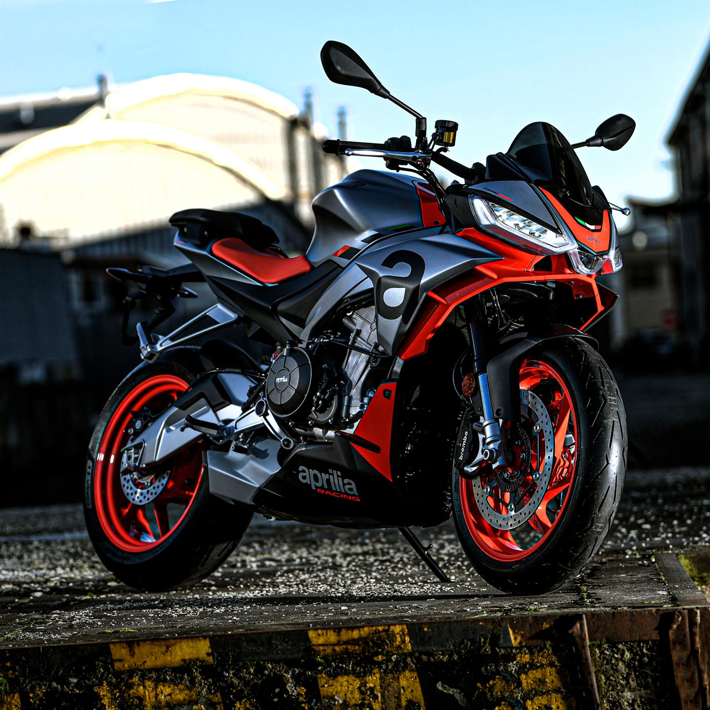 aprilia tuono 660 gallery 1